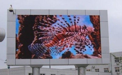 成都戶外led全彩屏遇到花屏、黑屏故障如何解決？